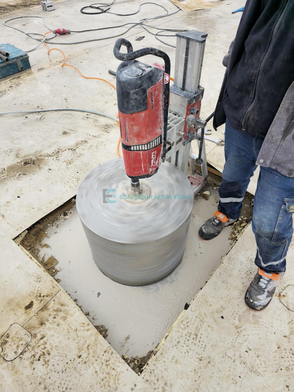 Alpu Beton Kesme, Beton Delme ve Karot — ekipman ve çalışma düzeni