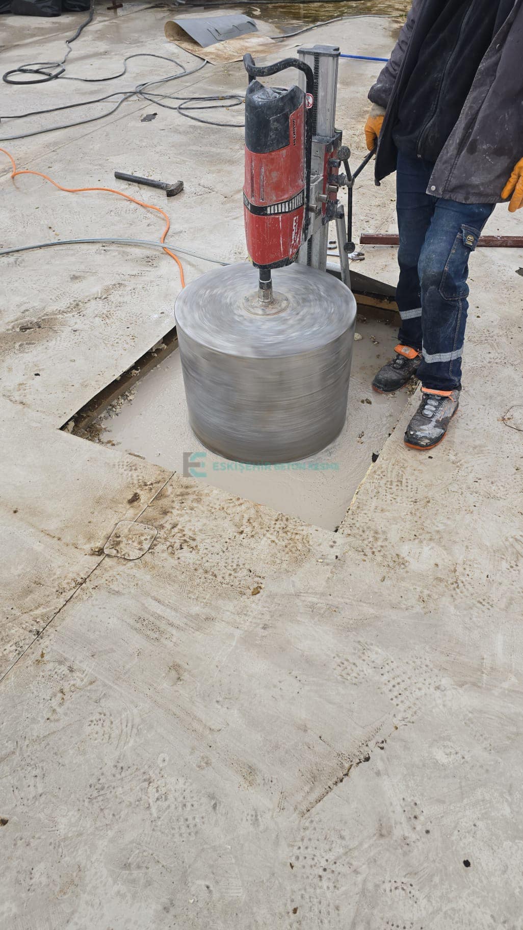 Beylikova Beton Kesme ve Karot Delme — ekipman ve çalışma düzeni